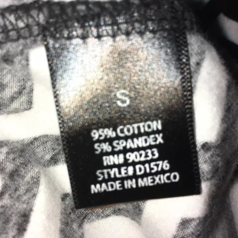 Black & White chevron dress- Juniors Sm - Picture 5 of 6